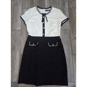 Karl Lagerfeld Colorblock One Piece Dress Sz 8.Faux Pockets And Metallic Buttons